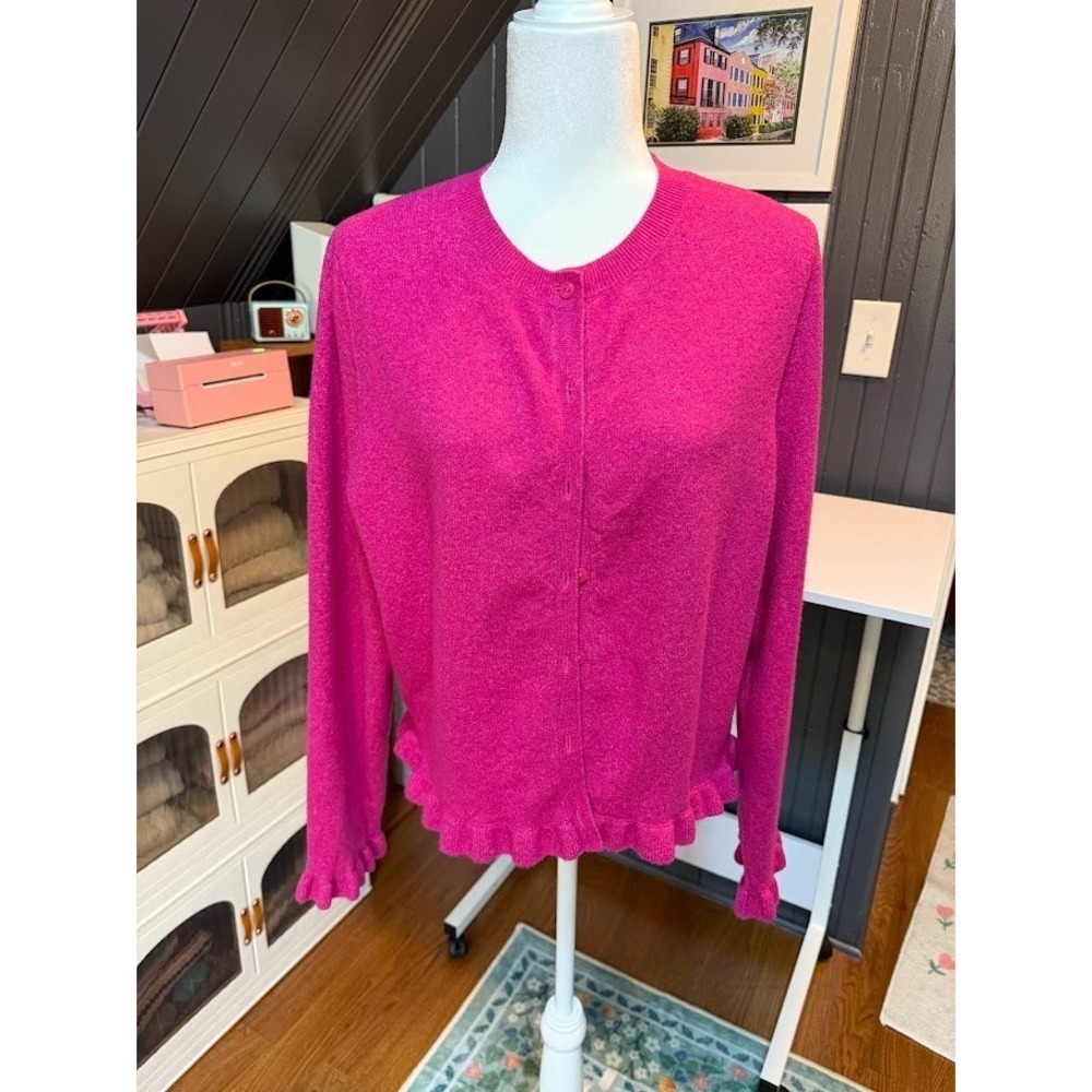 Women's Adorable Preppy Cardigan perfect for any occasion - Size XL